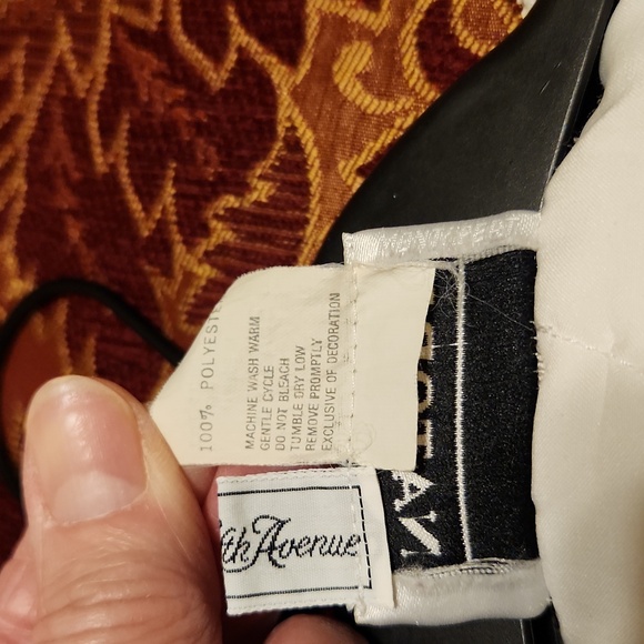 Natori ivory robe - Picture 13 of 14